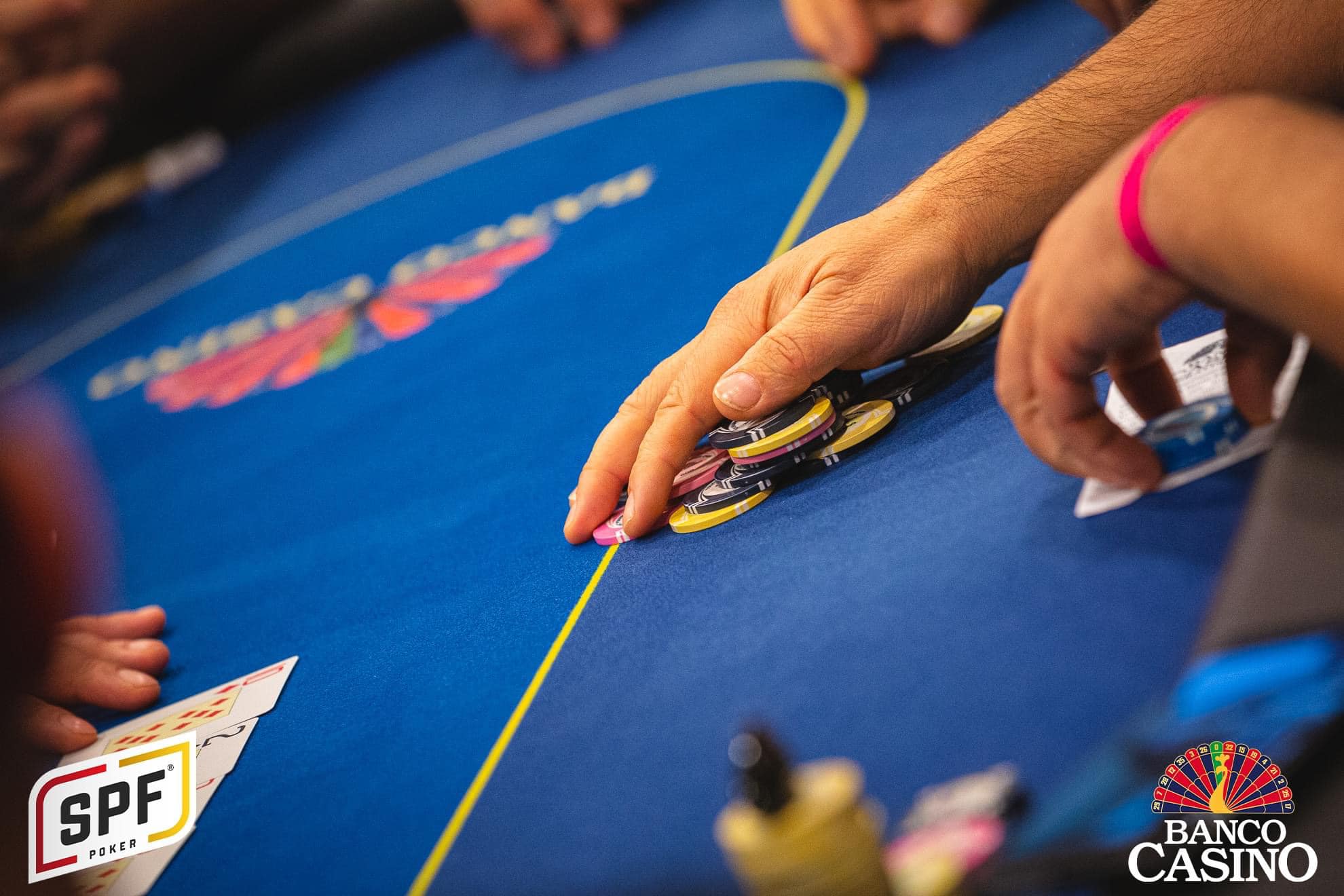 SPF MAIN EVENT 300,000€ GTD: ONLY 29 PLAYERS QUALIFIED IN DAY 2 SO FAR!