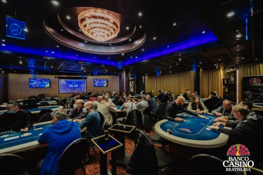 Warm Up Hendonmob Championship 30.000€ GTD