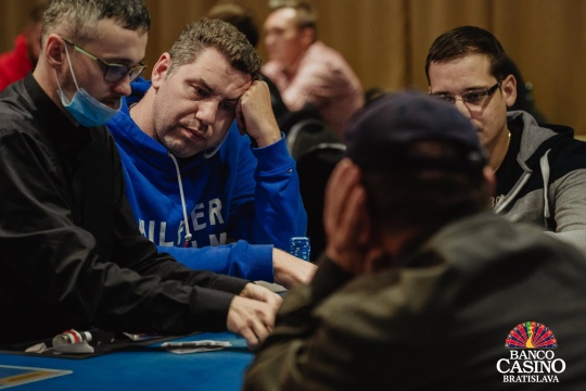 Warm Up Hendonmob Championship 30.000€ GTD