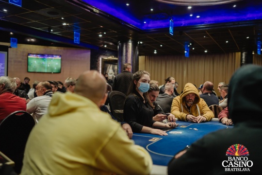 Warm Up Hendonmob Championship 30.000€ GTD